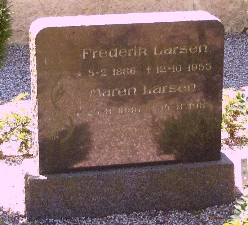Frederik Larsen og Maren Larsen.JPG